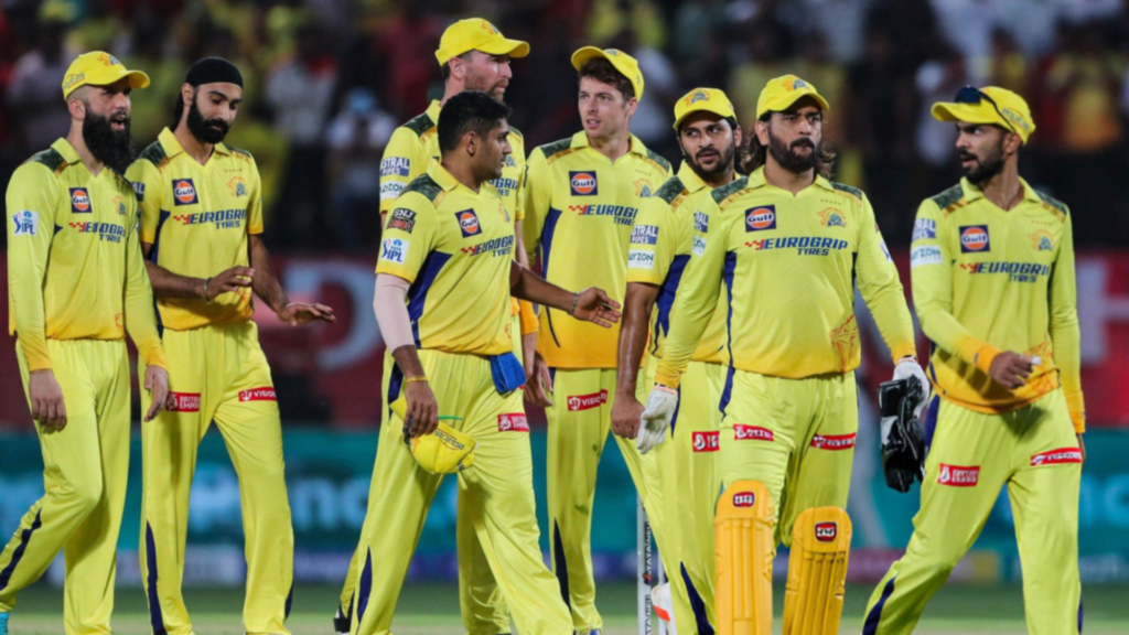 CSK को फिर से लीड करते हुए नजर आएंगे धोनी (फोटो: PTI)