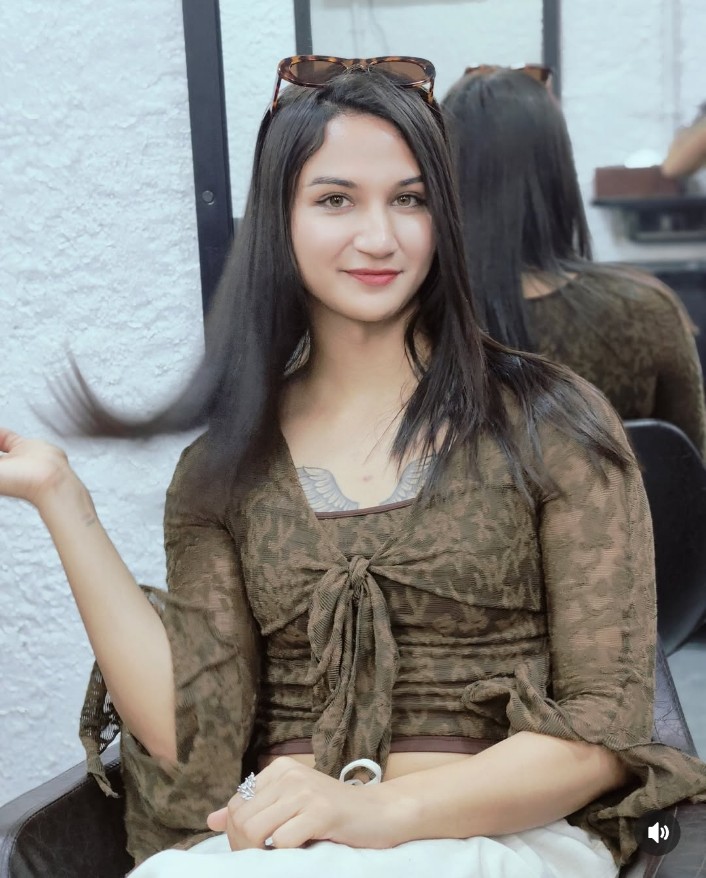 Sanjay Banger son changed his gender Anaya banger in love with someone video | Image: Instagram
