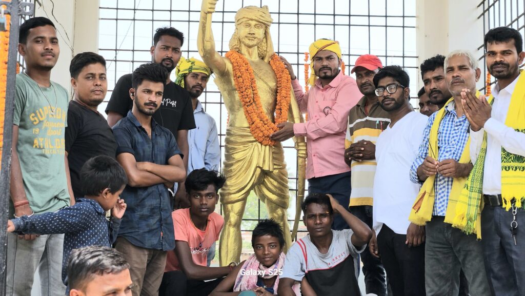 ग्रामीण युवाओं ने वीर शहीद चानकू महतो के 169वॉ शहादत दिवस मनाया |