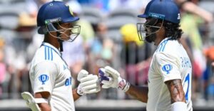जायसवाल और राहुल ने पहले विकेट के लिए 201 रनों की साझेदारी की थी | sportingnews